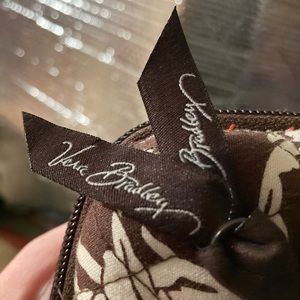 Vera Bradley Hard Tablet Case, good condition, brown paisley colored.